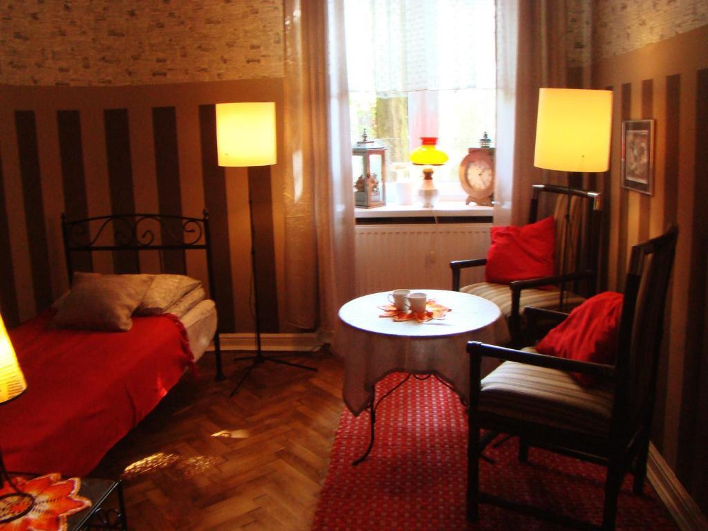 Hostelik Wiktorianski Łódź Exterior foto